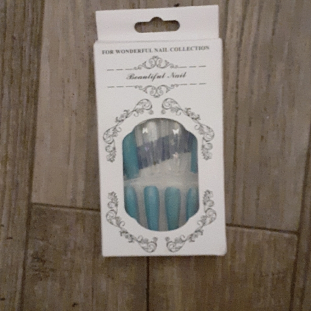 Press-On Nails Butterly